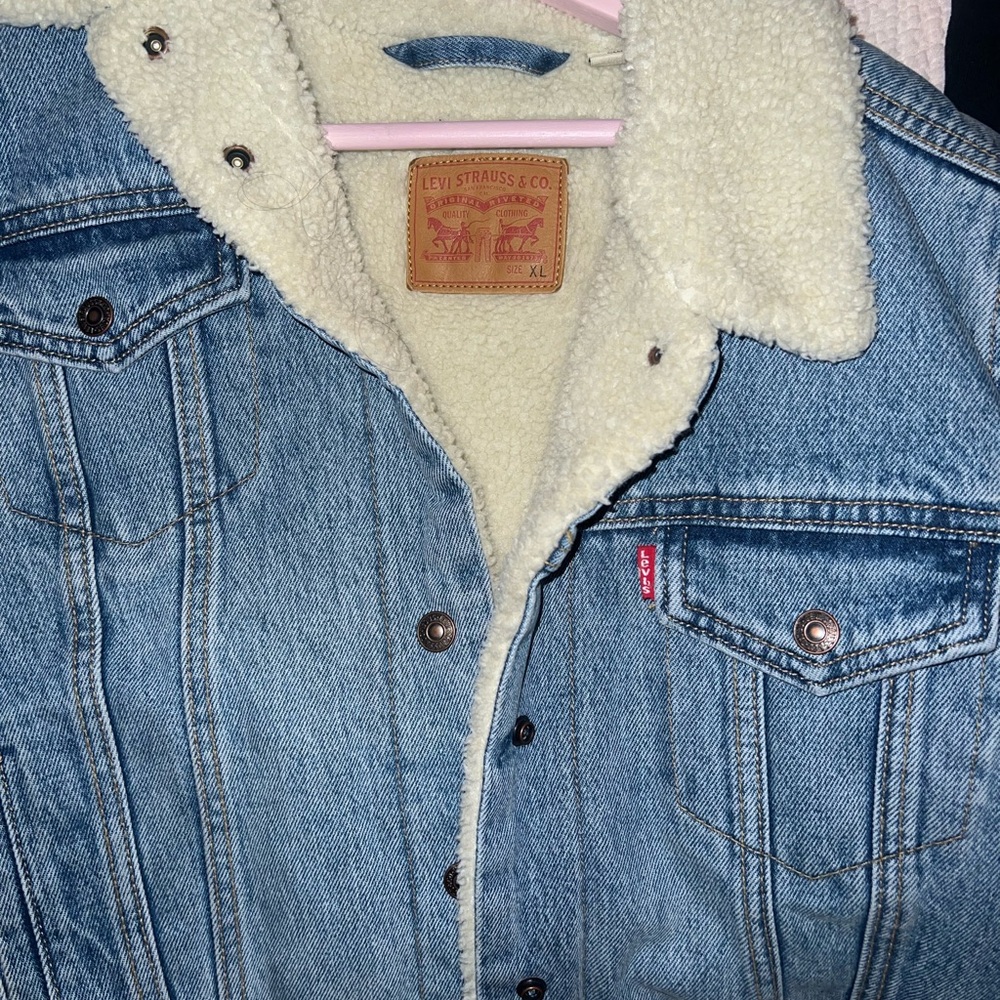 Jeans jacket from levi’s in size XL